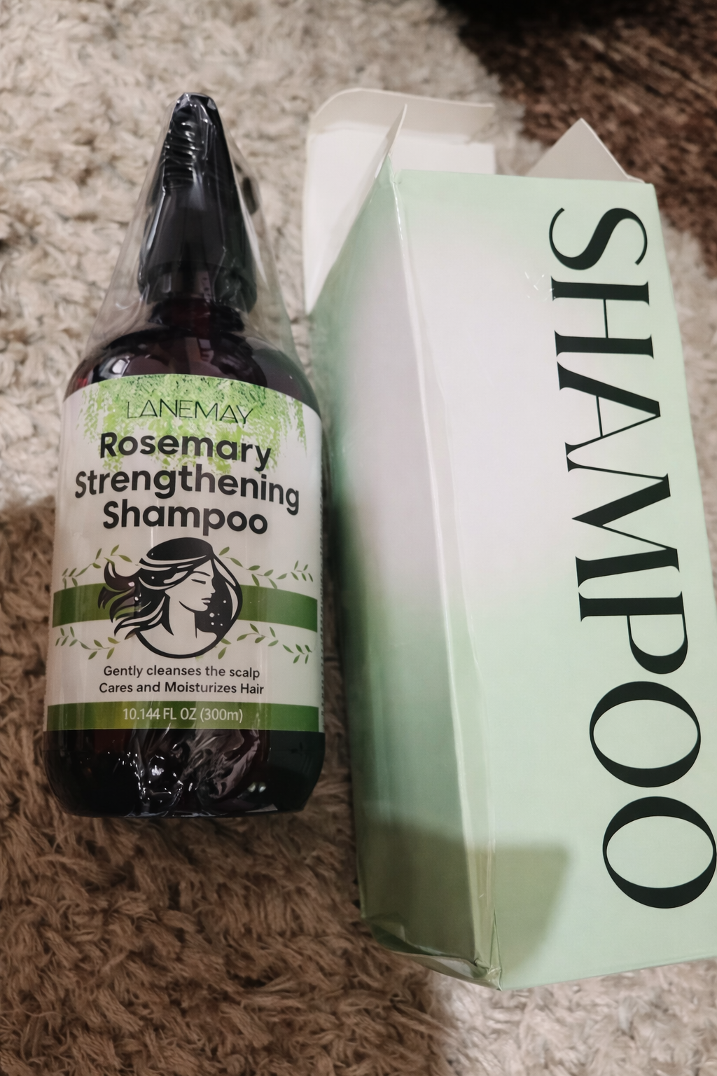 Rosemary Strengthening Shampoo — сила та густота вашого волосся з першого місяця