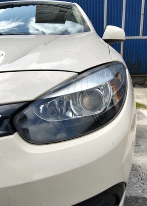Полірувальний засіб для відновлення фар  Headlight Restoration Polish