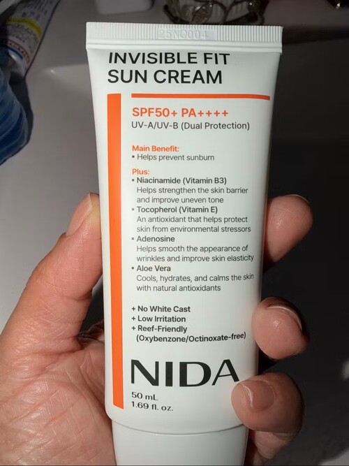 Сонцезахисний крем для обличчя та шиї  Nida Invisible Fit Sun Cream SPF50+